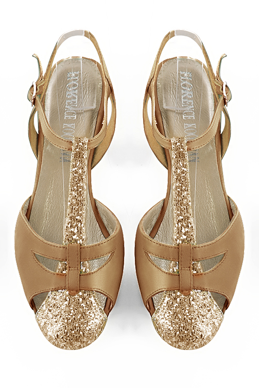 Gold and camel beige women's open back T-strap shoes. Round toe. Flat block heels. Top view - Florence KOOIJMAN